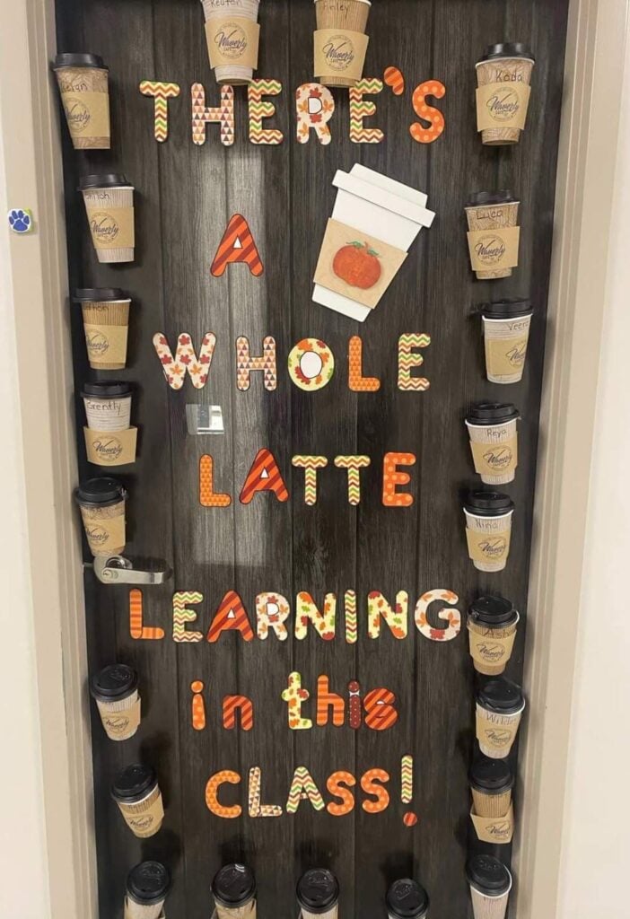 FALL CLASSROOM DOOR DECORATING IDEAS