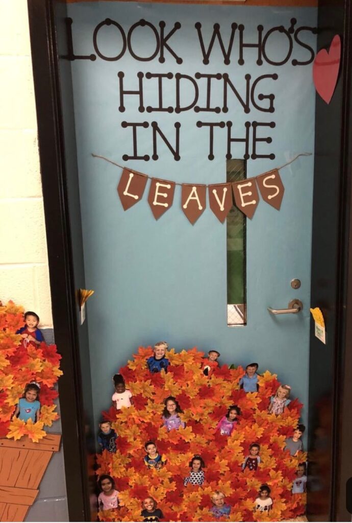 FALL CLASSROOM DOOR DECORATING IDEAS