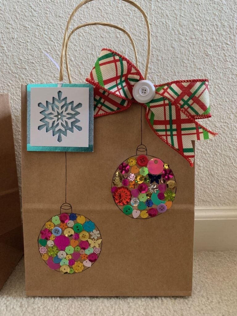 CHRISTMAS GIFT WRAPPING IDEAS