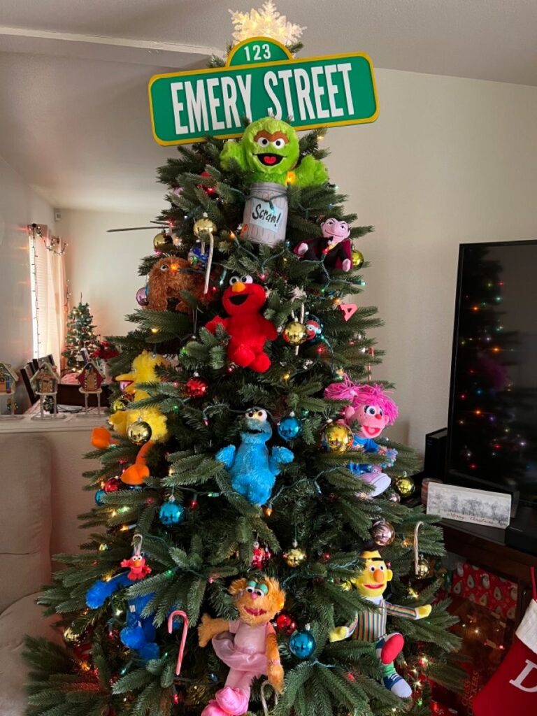 CHRISTMAS TREE IDEAS