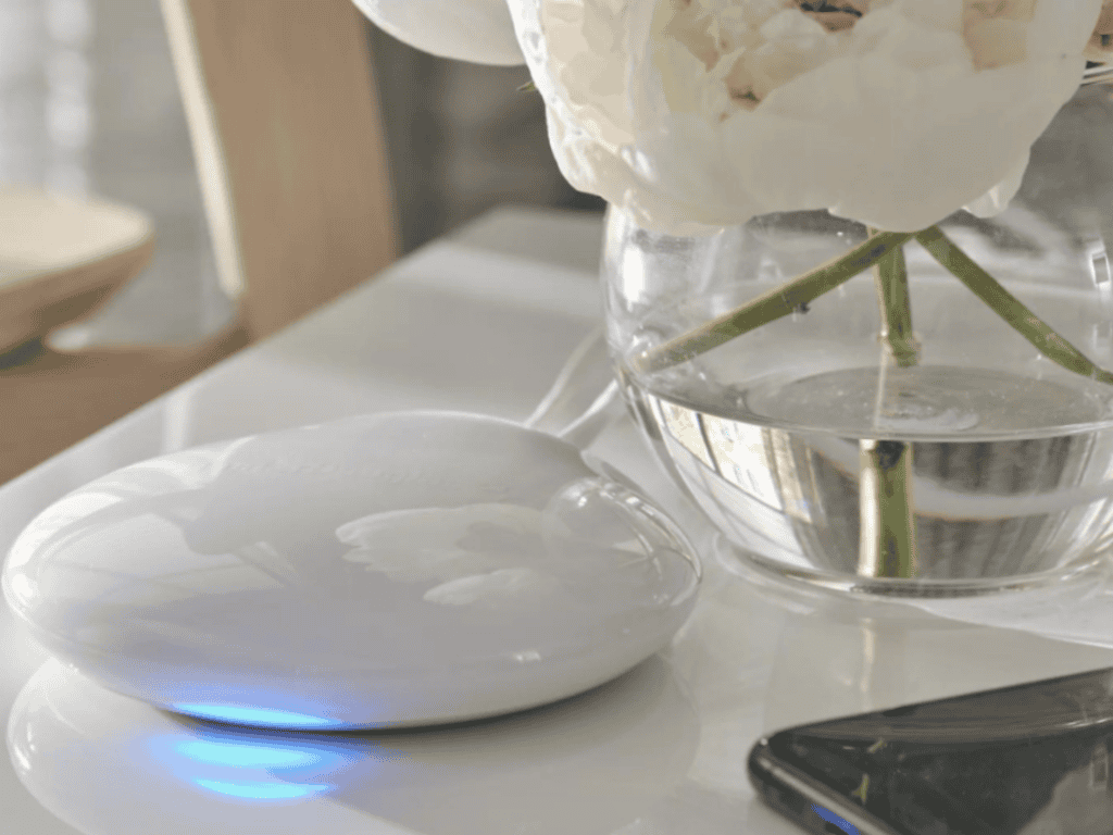 Light beige sun shades window fashions for privacy and sun control in modern bedrooms.