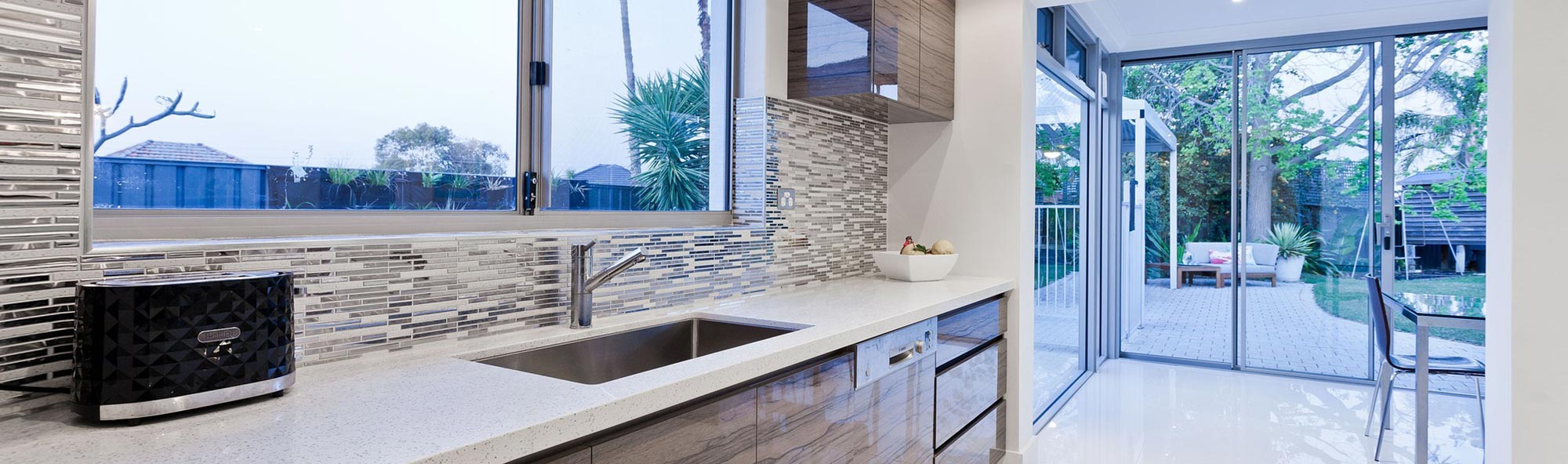 comtemporary-ktichen-auckland Contemporary and Modern Kitchens