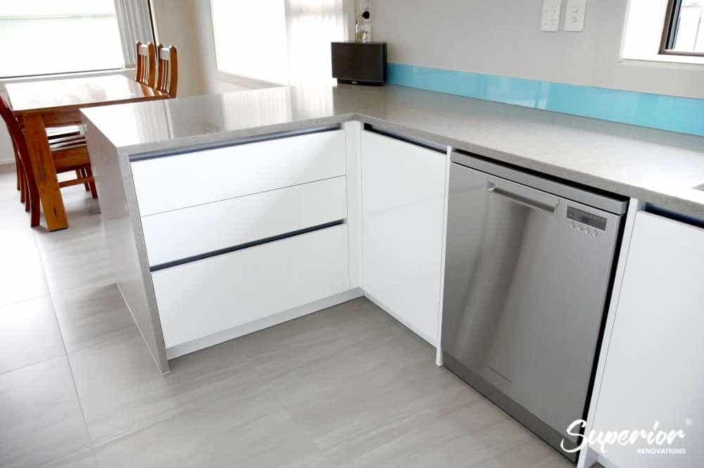 DSC06575-1000 Modern Kitchen Renovation/Laundry Renovation - South Auckland