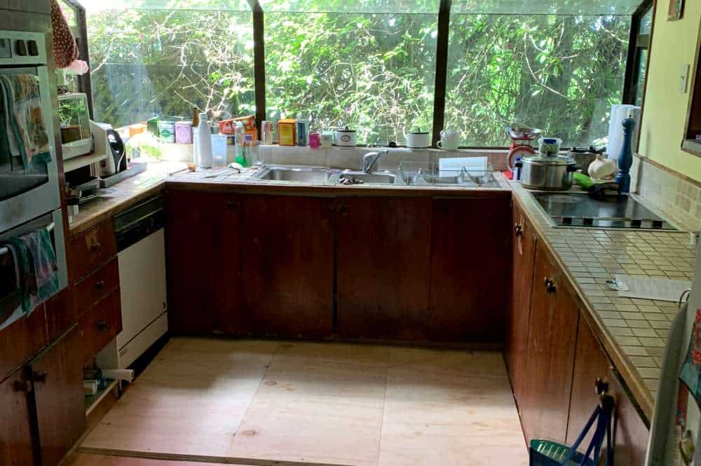 mmexport15637605084423-1000 Renovate or Sell? Full Home Renovation in Hillsborough, West Auckland