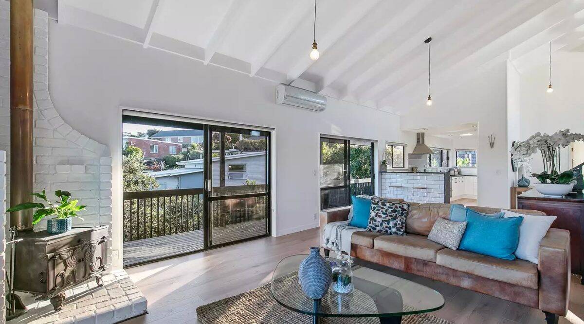Superior-Renovations-Renovations-Auckland-11-1200x667 Todd Chandler's Full Home Transformation in St Heliers
