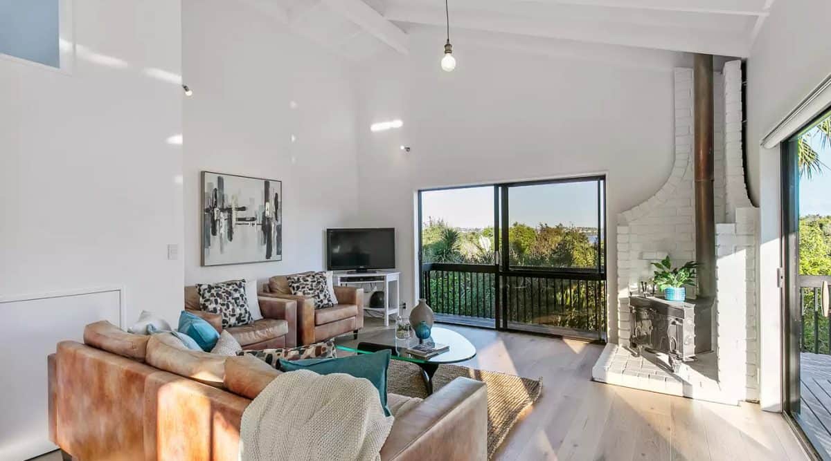 Superior-Renovations-Renovations-Auckland-12-1200x667 Todd Chandler's Full Home Transformation in St Heliers