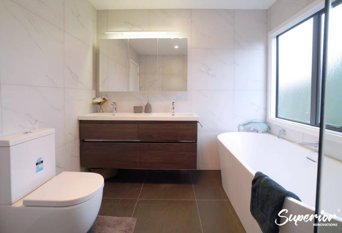 DSC00271-1170x800 Modern Bathroom Renovation With a Dark Colour palette in North Shore, Auckland