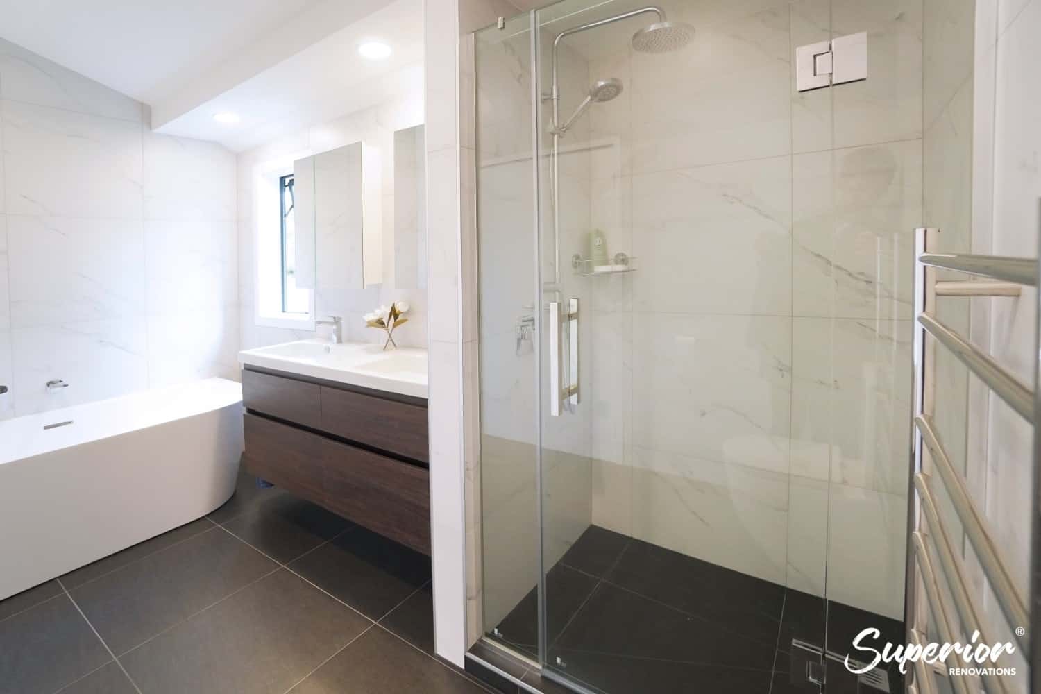 DSC02092 Comprehensive Shower Glass Guide: Frameless Doors, Maintenance & Suppliers in NZ