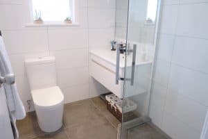 DSC06492-300x200 How To Make The Most Out Of Your Small Bathroom with Design