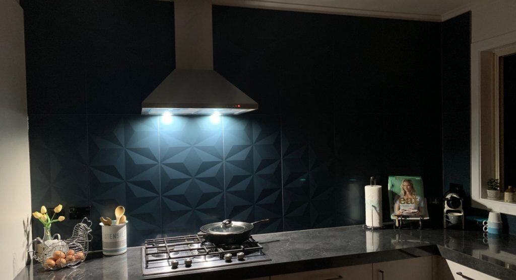 de3-1024x557 Make A Small Kitchen Look Larger Using Design, Layout & Colour