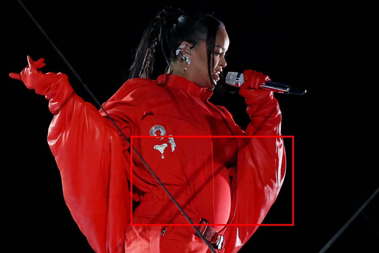 rihanna pregnant super bowl,rihanna super bowl,Rihanna pregnant
