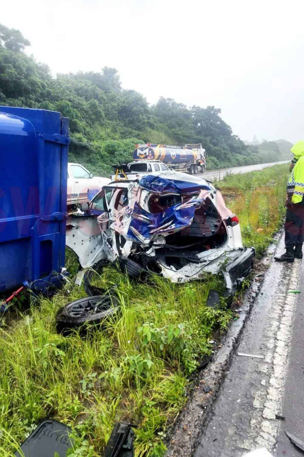 durban m7 accident saps officer killed 1