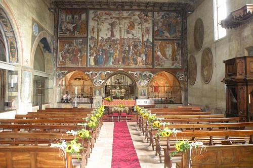 Pedane termiche installate in una chiesa in mattoni del ‘600