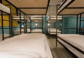 A TÓGÁTUSOK TESTVÉRI TÁRSASÁGA