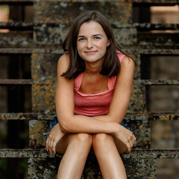 VIolet Klein Lohrenz Scholarship recipient