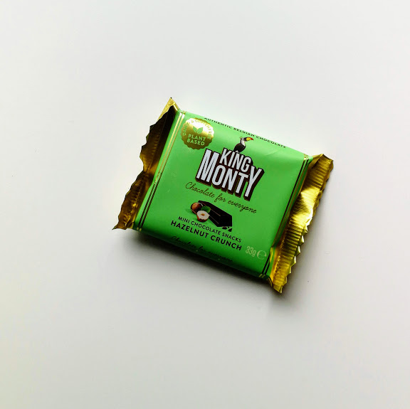 hazelnut crunch snacking size vegan chocoalde 33gr