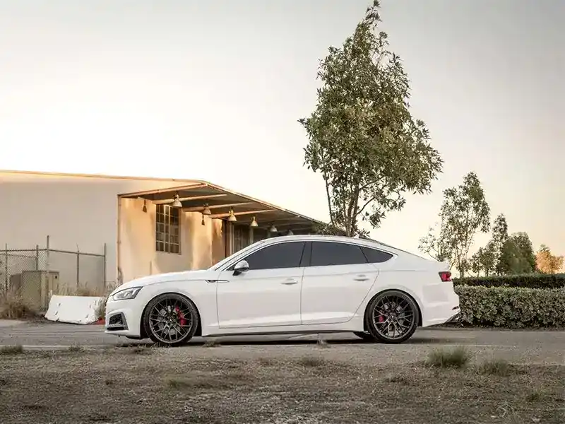 20 inch wheels with black and red concave rims