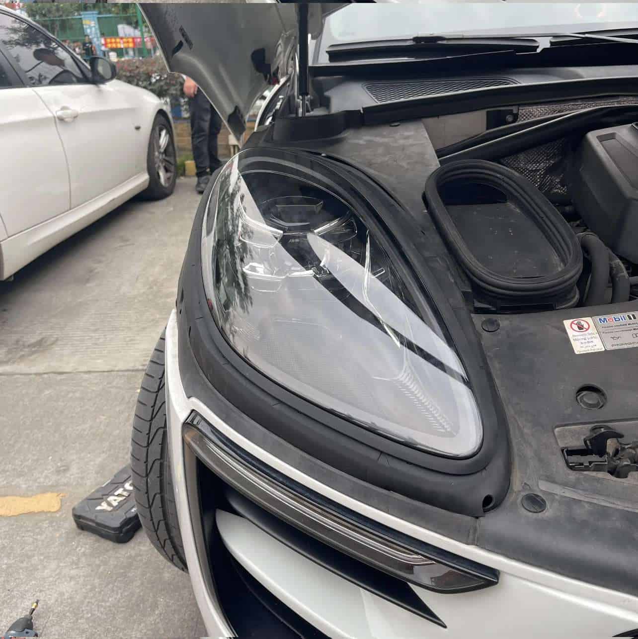 Porsche Cayenne LED Headlights 2011–2018 Matrix DRL Upgrade Kit with AFS Compatibility - Image 4