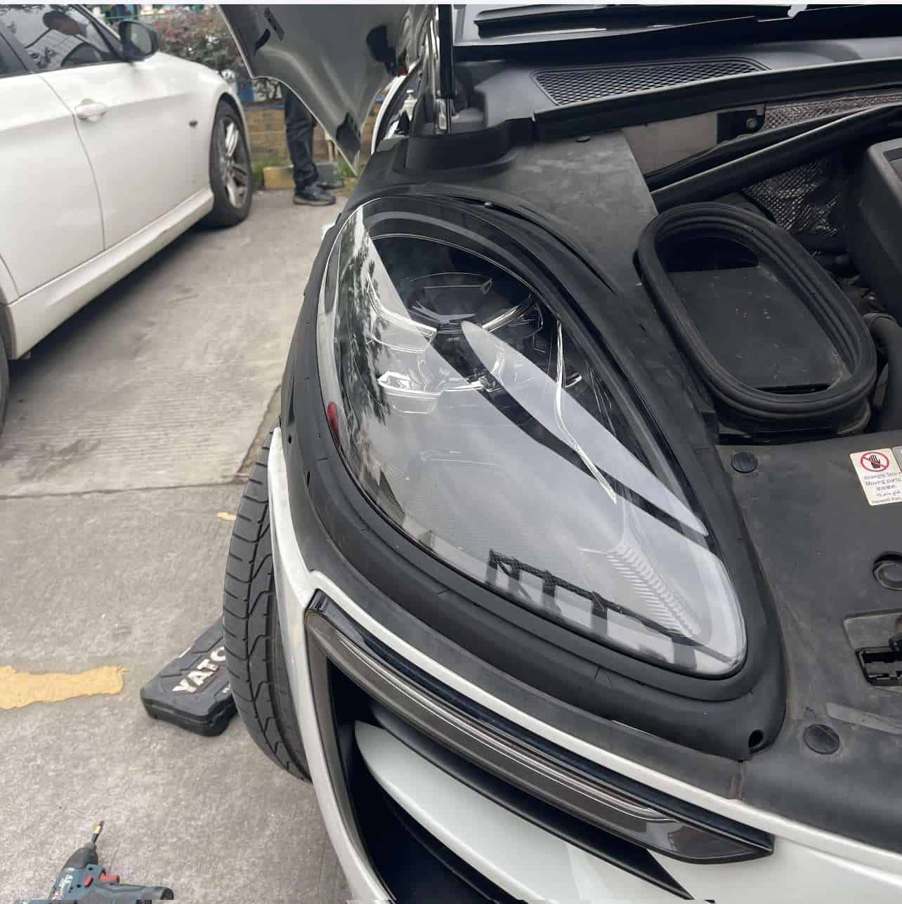 Porsche Cayenne LED Headlights 2011–2018 Matrix DRL Upgrade Kit with AFS Compatibility - Image 5