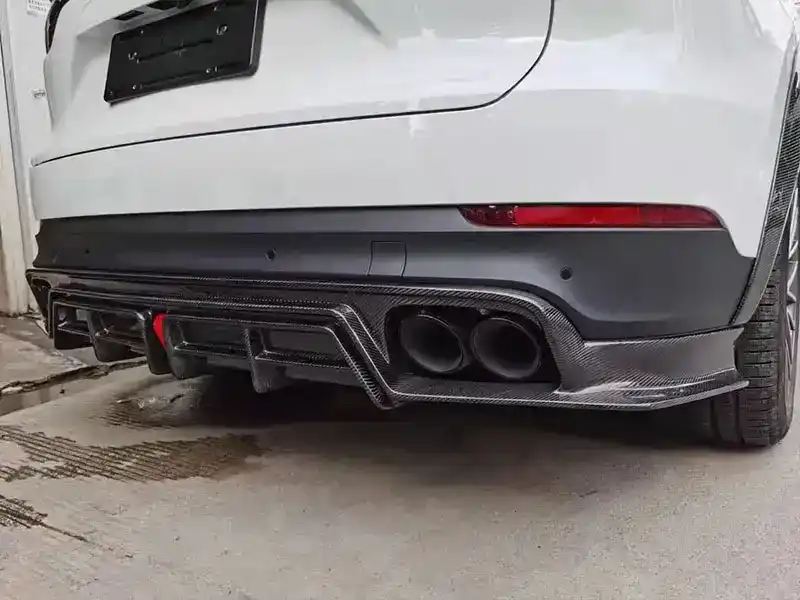 Cayenne modified carbon fiber kit