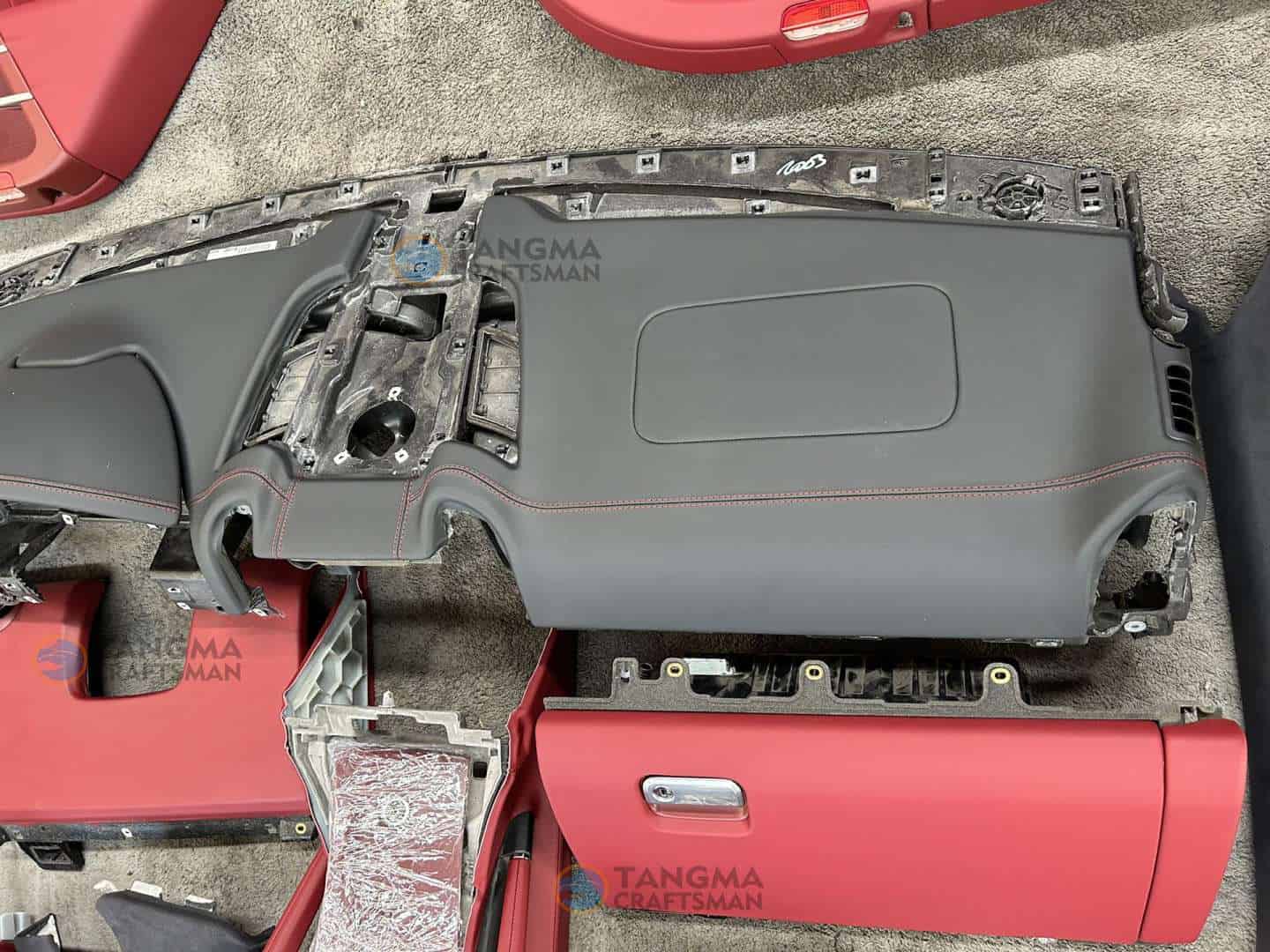 Porsche Macan Bordeaux Red Interior Kit: 1:1 OEM Leather