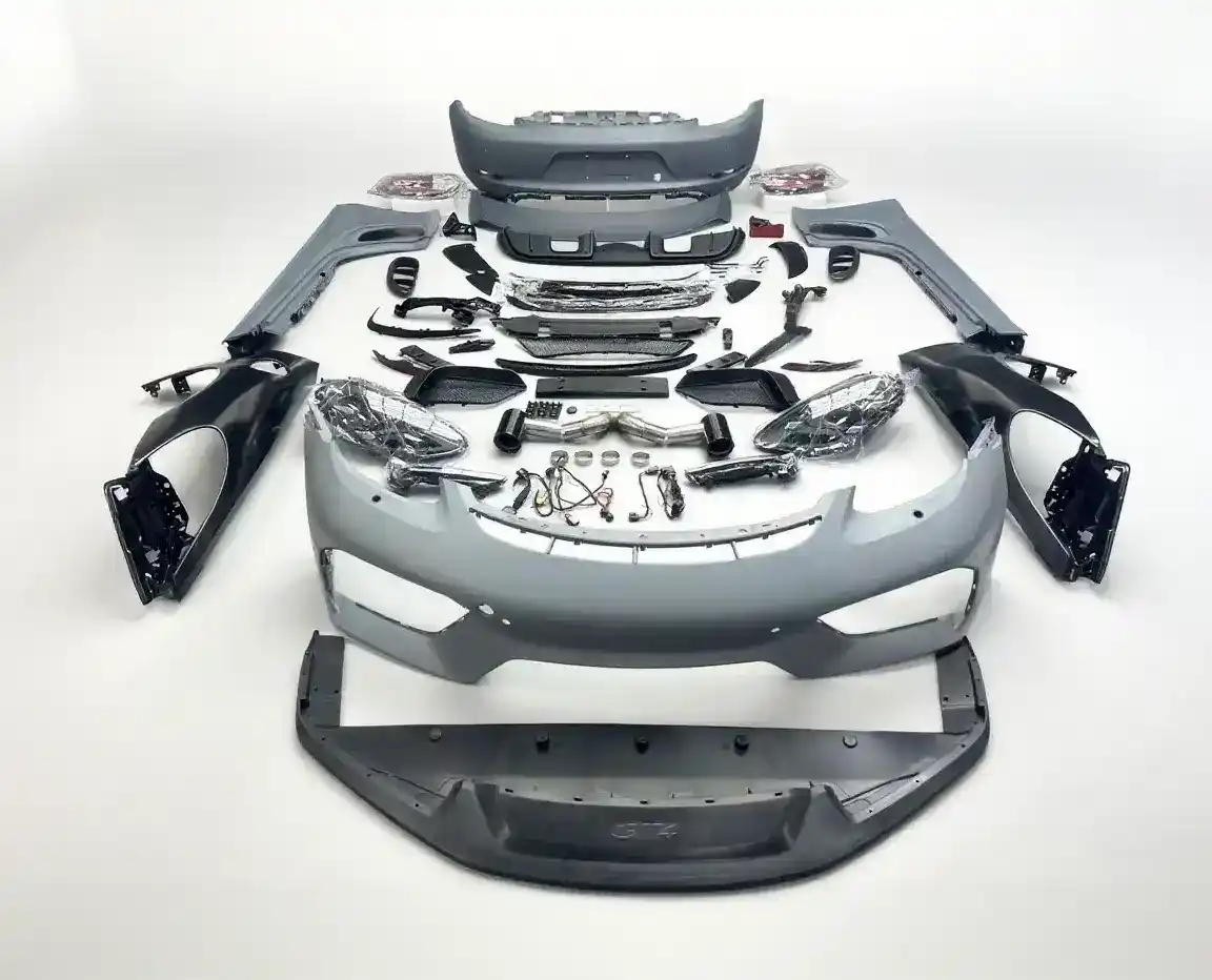 Porsche 911 992 modified GT3 RS kit carbon fiber hood adjustable rear wing original factory adaptation 3D scanning modification lightweight