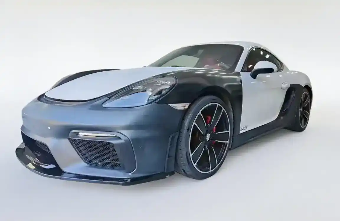 Porsche 911 992 modified GT3 RS kit carbon fiber hood adjustable rear wing original factory adaptation 3D scanning modification lightweight