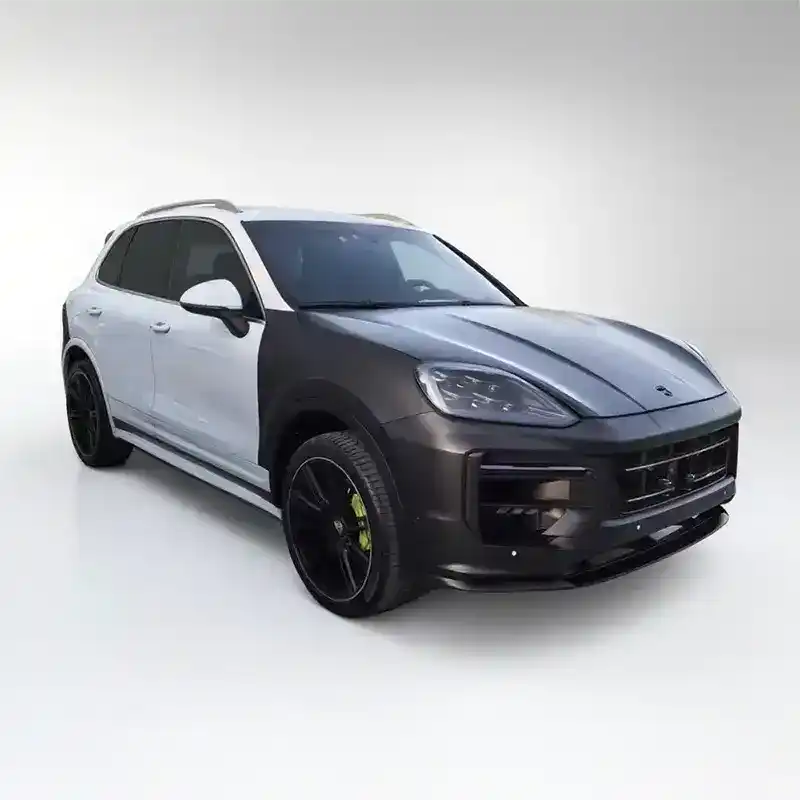 Porsche Cayenne 958 Old Car Renewal