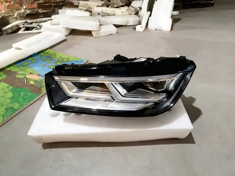 18+ Audi Q5 LED Headlights Dynamic Turn Signal