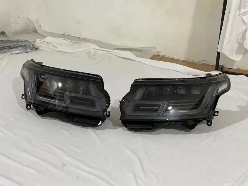 13+ Range Rover Vogue LED Matrix Headlights Upgrade