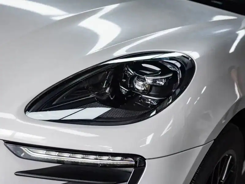 2014+ Macan LED Headlights Matrix DRL Assembly