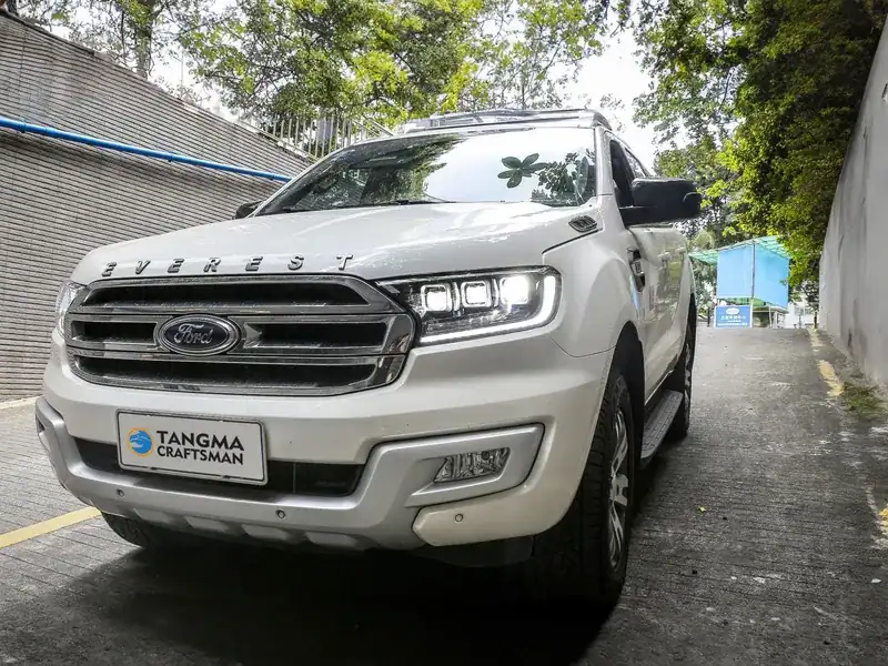 16+ Ford Everest LED Headlights Sequential DRL