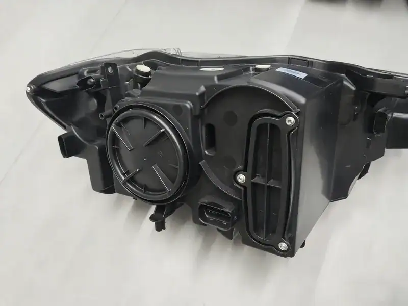 2010+ BMW X3 LED Headlights DRL Blue Bezel