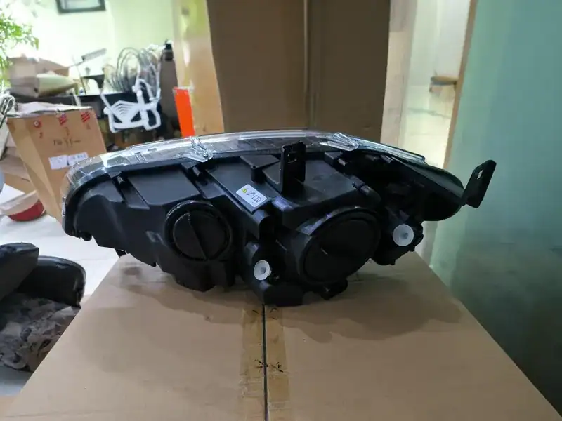 08+ BMW X6 LED Headlights E71 Upgrade