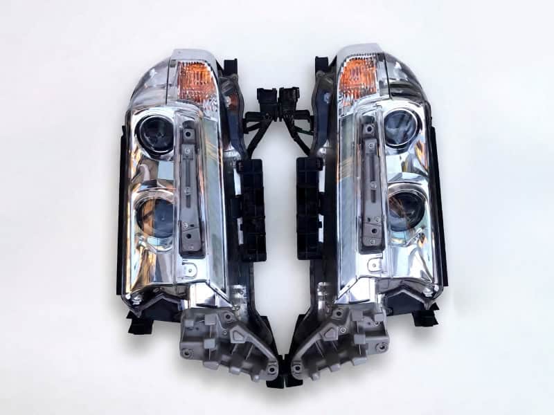 toyota Land Cruiser OEM Headlight