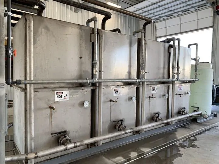 Kraft Tank, Industrial Wash