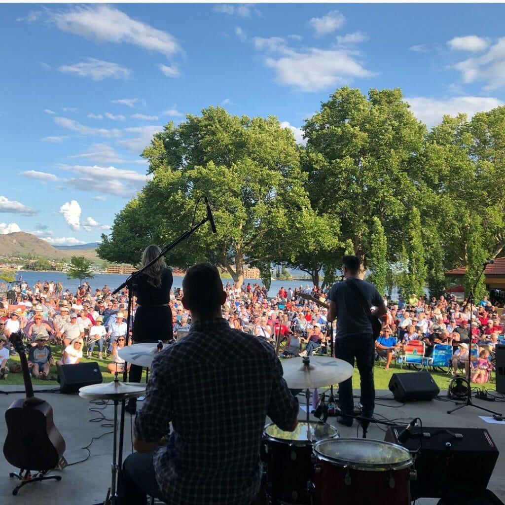 Taylor-Rae and the Backseat Drivers Outdoor Show