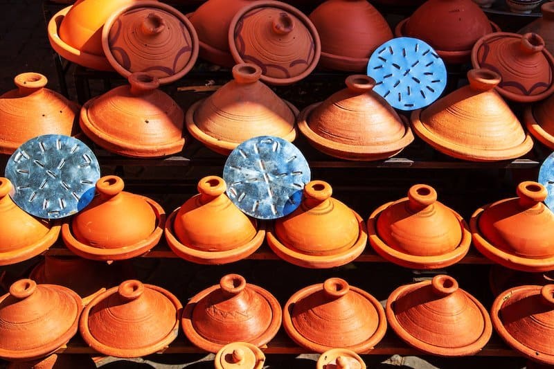 tajine marroquí diferentes tamaños