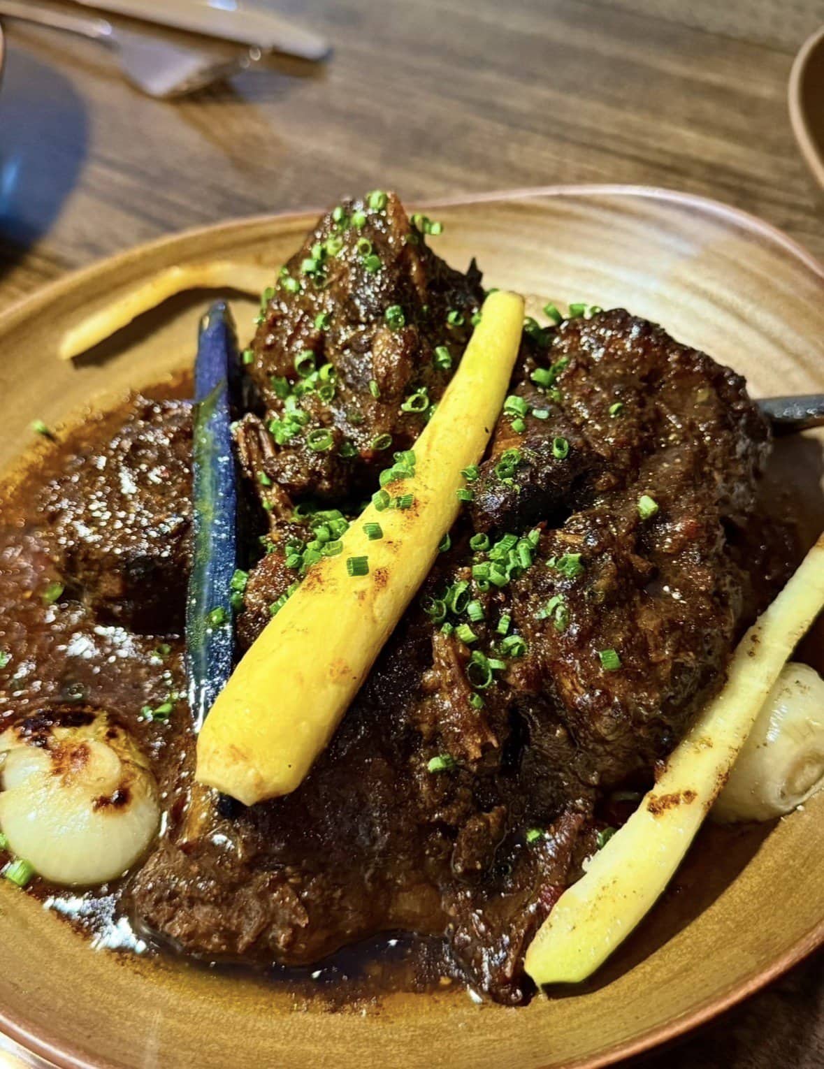 mango bay braised oxtail