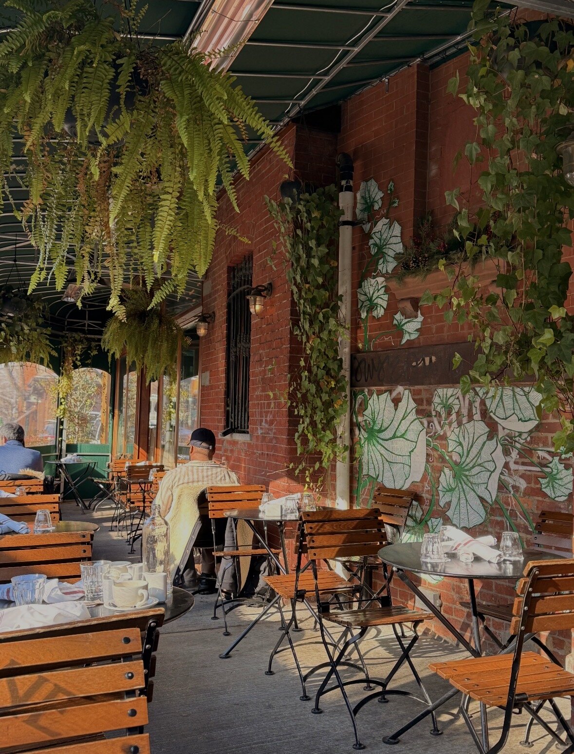 Saraghina Caffè Brunch in Fort Greene: Italian-Style Breakfast in Brooklyn