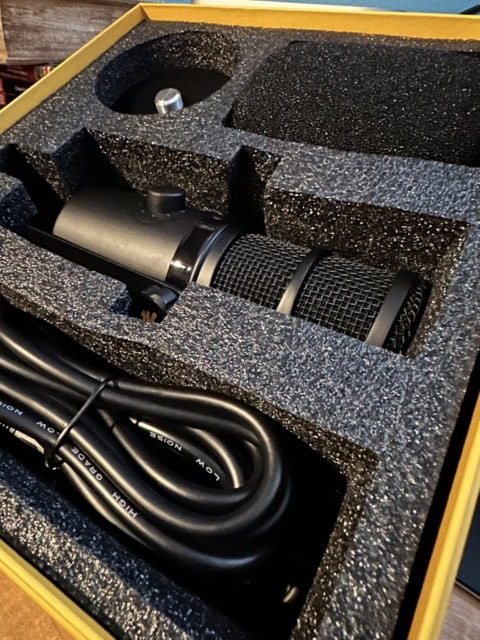 Maono PD400x Dynamic Microphone