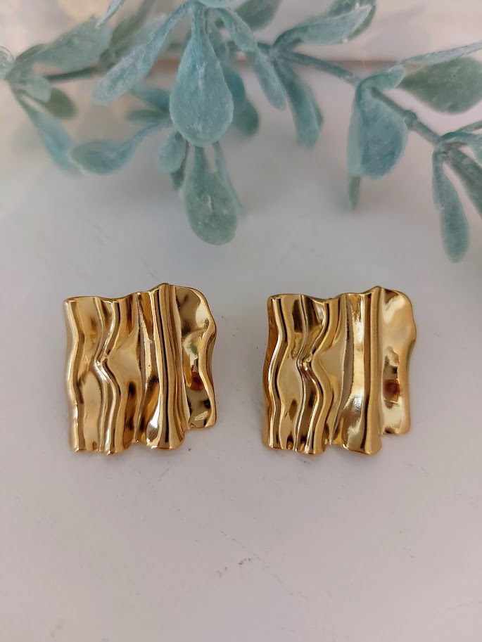 Ατσάλινα Σκουλαρίκια ρόμβος τσαλακωτά gold