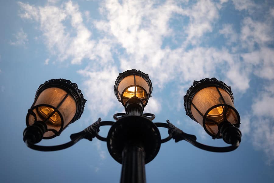 Why Hypnosis Is the Best Way to Change Your Life Without Saying Affirmations
