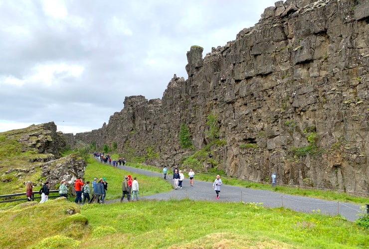 Best Iceland Towns and Historic Places to Visit Þingvellir National Park