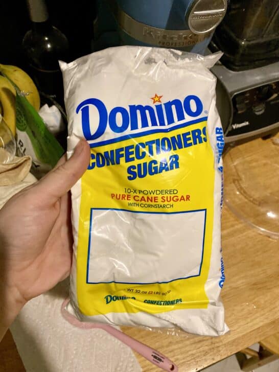 image of Domino's powdered sugar used for royal icing recipes 