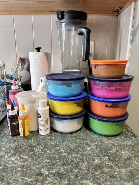 photo of different icing storage containers used in cookie decorating supplies