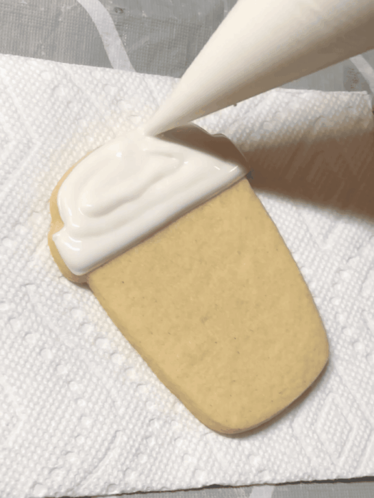 how to decorate coffee cup sugar cookies with royal icing