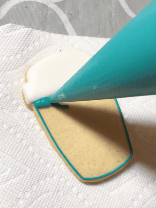 how to decorate coffee cup sugar cookies with royal icing