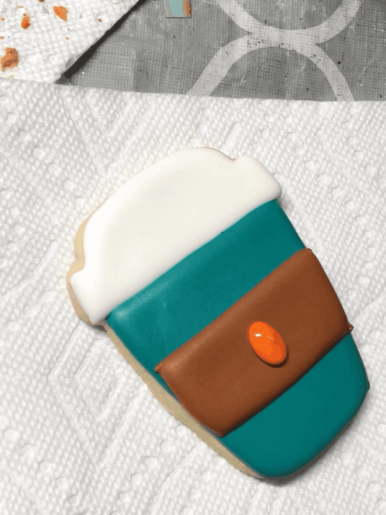 how to decorate coffee cup sugar cookies with royal icing