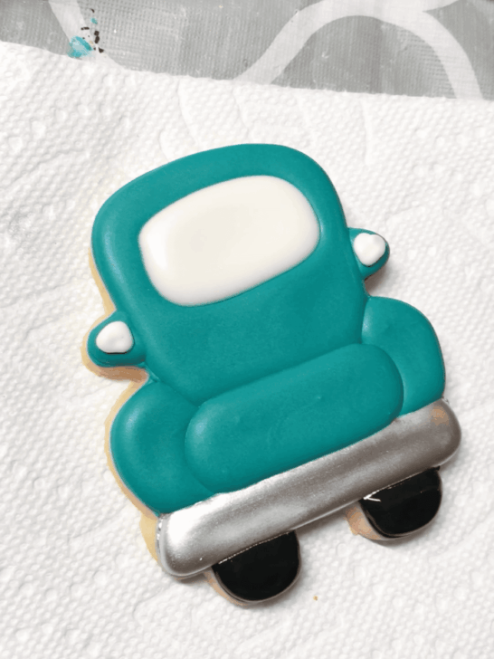 how to decorate pumpkin truck cookies with royal icing
